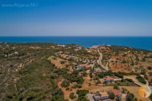 Heerlijk vrije locatie. Voor u alleen! Natuur, rust, privacy, uitzicht, zwembad, het ultieme vakantiegevoel voor u en uw gezelschap. Vlakbij Carvoeiro.